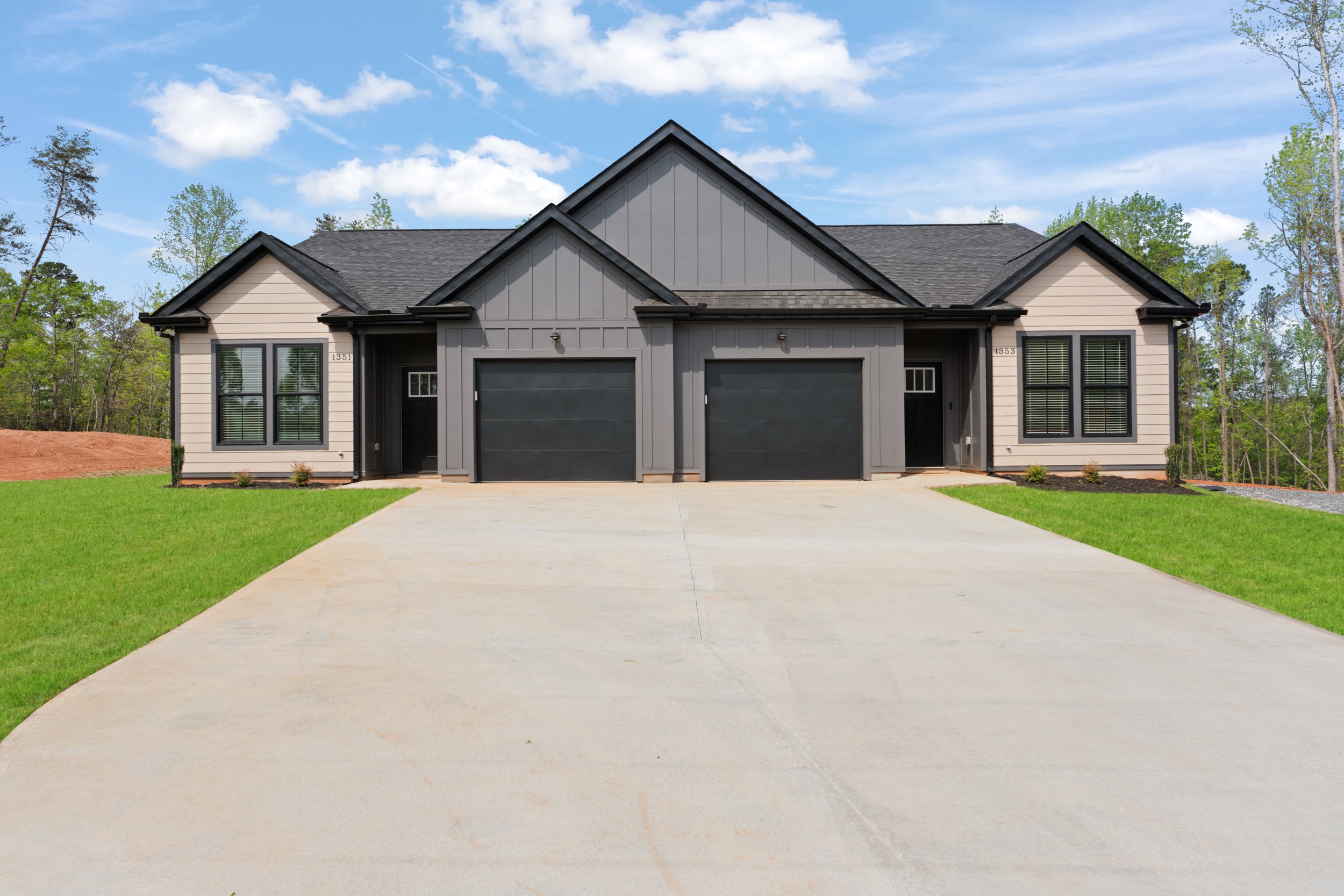1351 Lake Bowen Dam Rd
